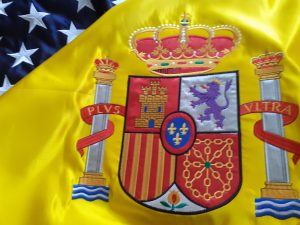 escudo bordado de España en dimensiones grandes